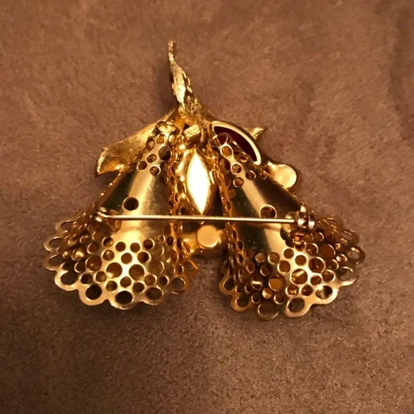 Vintage brooch red and green rhinestones - Picture 6 of 8